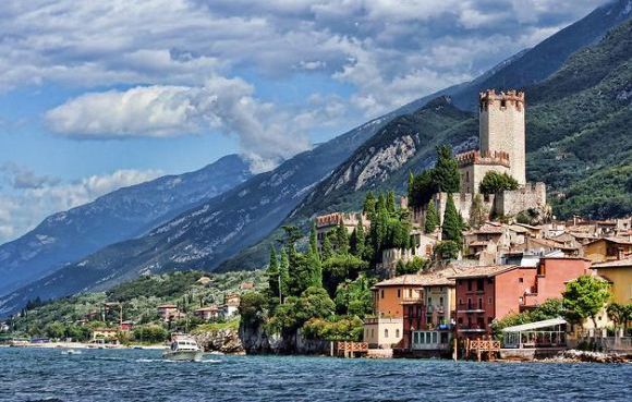 Tremosine