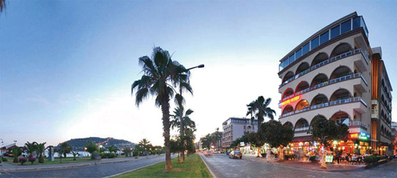 TRAWIEN_ALAN-HotelWienDisgece