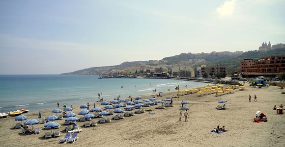 Mellieha Bay paplūdimys Maltoje
